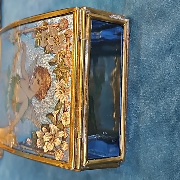 Vintage 1990s Vermont trinket box with dancing Angel, blue glass - Picture 5 of 12